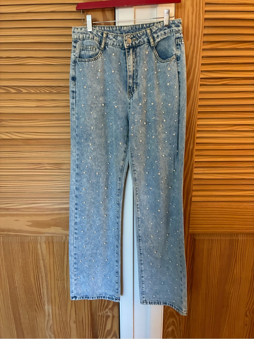 Pearl-Embellished Light Blue Women’s Jeans size medium